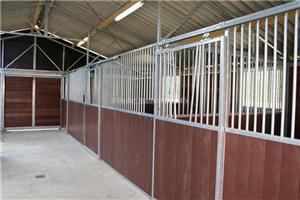 paardenstallen BEDAF Stallenbouw BV